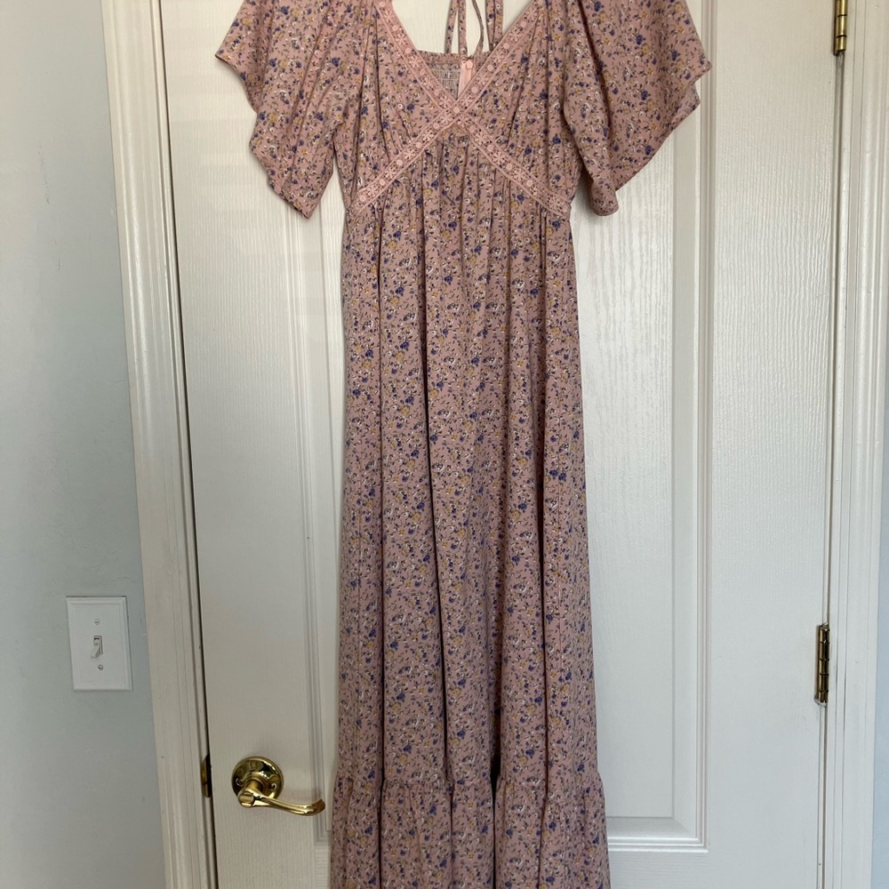 Elegant Floral Maxi Dress from Boot Barn